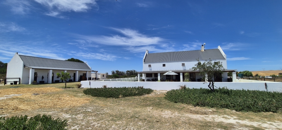 5 Bedroom Property for Sale in Cape Farms Western Cape